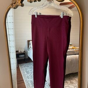 Old Navy Maroon Patterned Leggings